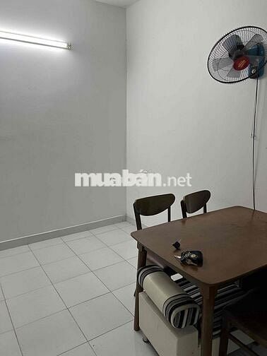 Cho thuê chung cư 2pn và 2 totlet, full nội thất! Saigontow,Q Tân Phú