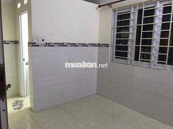 Nhà Hẻm Bùi Văn Ba 1 trệt 2 lầu, hoàn công đủ