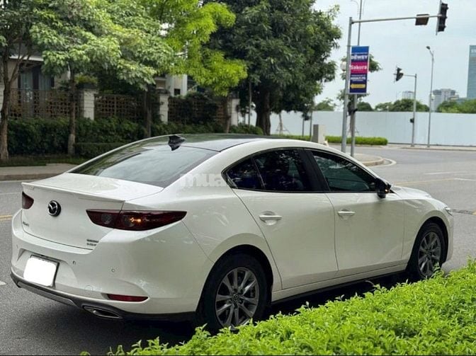 Cần bán Mazda3 1.5AT Luxury sx 2023 màu trắng biển Hà Nội cực đẹp