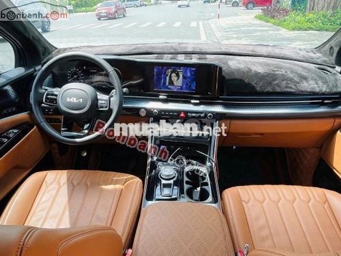 Kia Carnival Signature 2.2D 2024