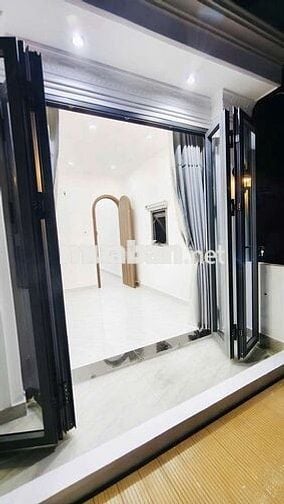 Mặt Tiền Kinh Doanh Đỉnh  4.25 tỷ
Nhà Đúc 2 Tầng 3PN  Cạnh Nguyễn Sơn