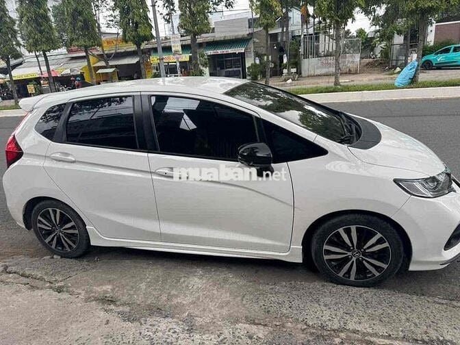 Honda Jazz 2019 1.5 RS - 99000 km