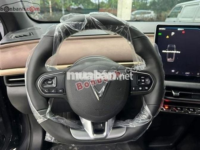VinFast VF6 Plus 2025