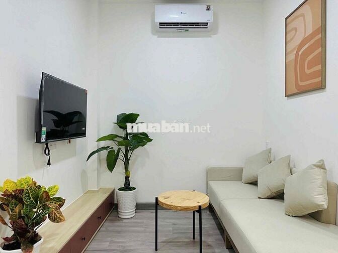 🎄TRỐNG SẴN CĂN HỘ 2PN BAN CÔNG_THANG MÁY_FULL NT CAO CẤP_NHƯ HÌNH✅