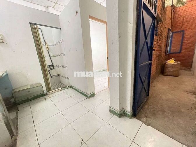 nhà cấp 4 sổ hồng. 1 phòng ngủ.