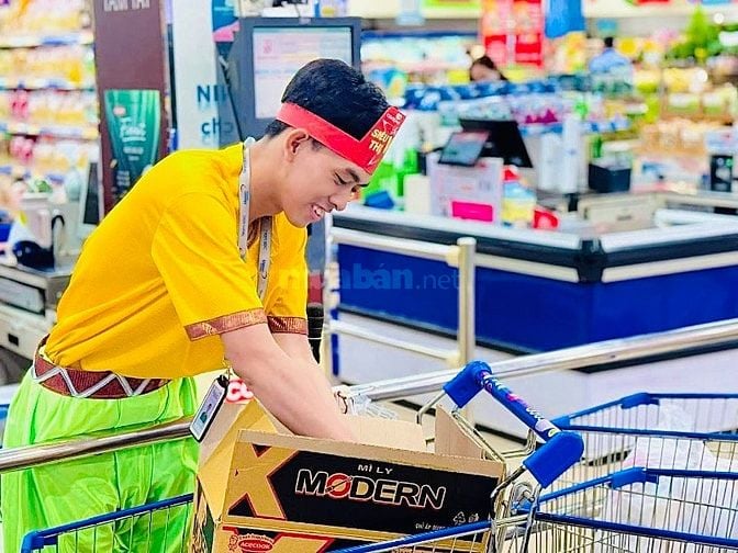 Dịp Trung Thu Tuyển Gấp NV Phụ Quầy Hàng Làm Việc Trong Siêu Thị
