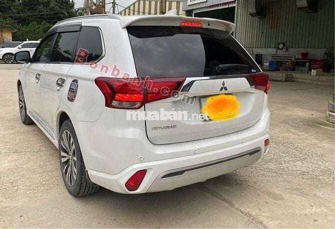 Mitsubishi Outlander Premium 2.0 CVT 2022