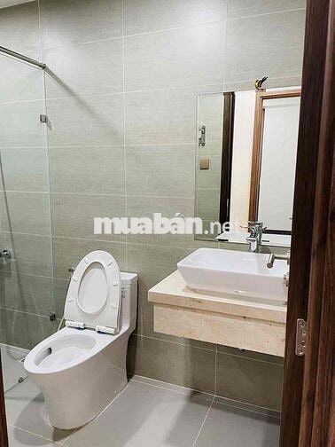 CHO THUÊ CĂN GÓC 3PN 2WC 90M2 RỘNG RÃI, ĐẸP, MỚI, SÁT Q.1, LANDMARK 81