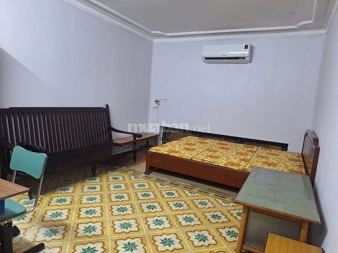  Cho thuê phòng 24m² gần trường ĐH Kinh tế  Hà Nội. Chính chủ . LH: Ôn
