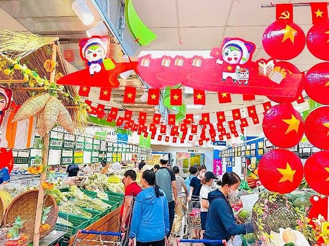 Dịp Trung Thu Tuyển Gấp NV Phụ Quầy Hàng Làm Việc Trong Siêu Thị