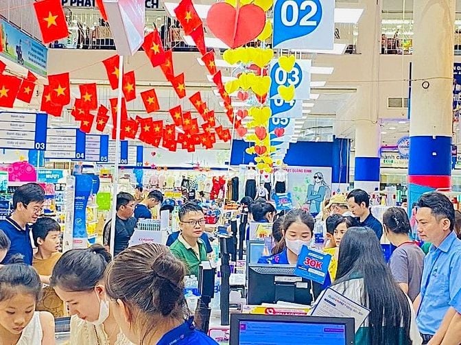 Dịp Trung Thu Tuyển Gấp NV Phụ Quầy Hàng Làm Việc Trong Siêu Thị