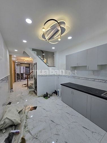 Kẹt tiền Bán gấp nhà Hẻm 3m.Cách HXH 10m đường Nguyễn Trãi, P. 2, Q.5