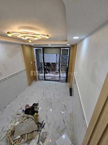 Kẹt tiền Bán gấp nhà Hẻm 3m.Cách HXH 10m đường Nguyễn Trãi, P. 2, Q.5