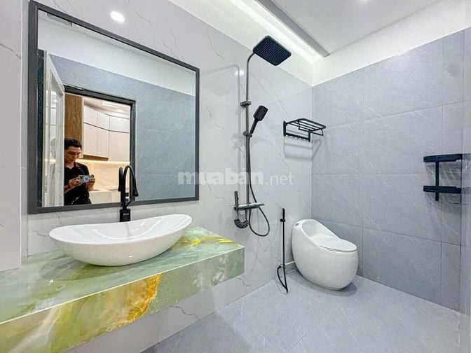 Quận 7 nhà mới đẹp, ô tô tới nhà, 120m2 sử dụng, gần trung tâm