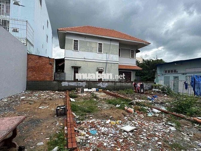 bán lô đất hẻm Nguyễn Tri Phương,đường bê tông 6 m giáp Thủ Đưc