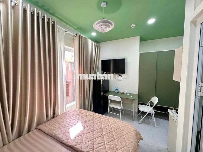 CHDV mới  Ngay UEH ngã 6 Nguyễn Tri Phương ban công full nội thất