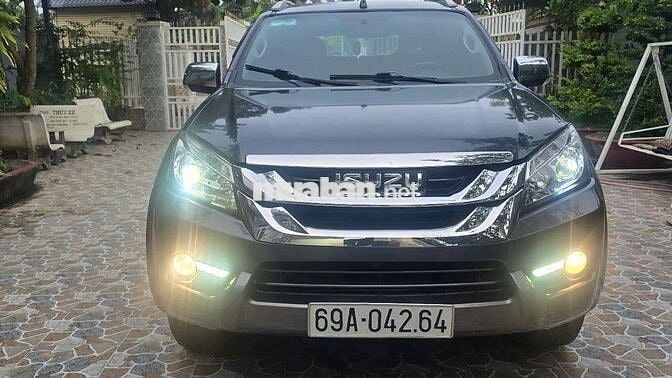 Isuzu Mu-x 2017 3.0 AT, xe đẹp, máy móc bao zin