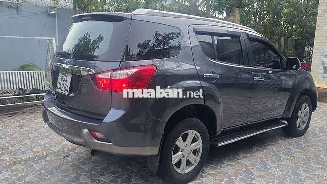 Isuzu Mu-x 2017 3.0 AT, xe đẹp, máy móc bao zin