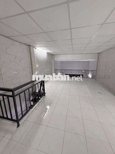 Nhà Bán 4 ×10 Gác Lửng có 3 pn. Đường Bộ Đội An điền Vĩnh Lộc A. .