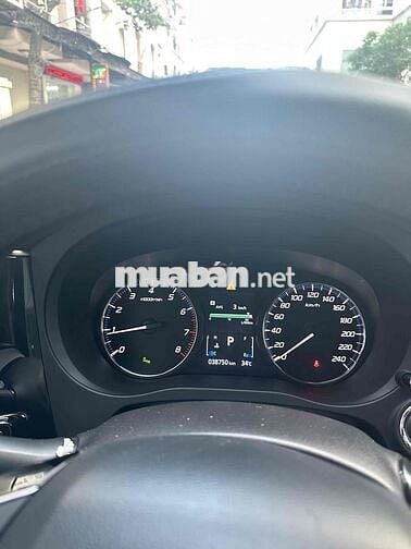 Mitsubishi Outlander 2022 2.0 CVT Premium - 3000 k