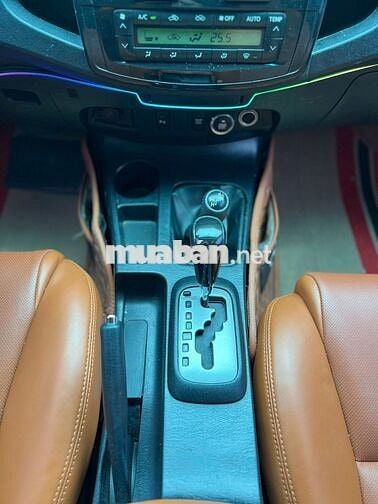 Toyota Fortuner 2015 2.7V 4x4 - 15689 km