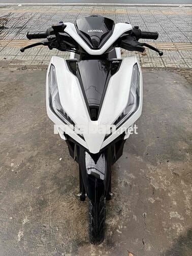 Vario 125cc trắng