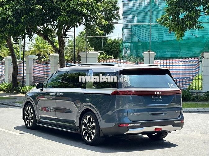 Kia Carnival 2022 2.2D Premium- 7vạn xịn, giá mềm