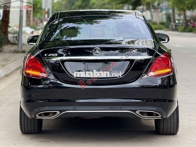 Mercedes Benz C250 2015 Exclusive Đen nội thất kem