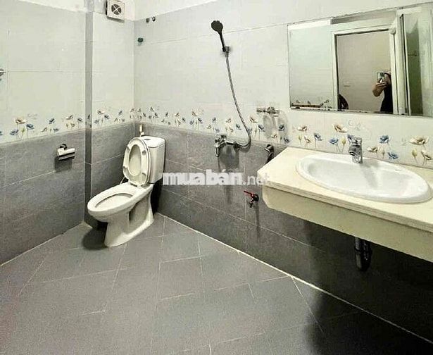 Chính Chủ Bán Nhà Trường Chinh , 8,85 tỷ, 41m2, 5 tầng, pháp lý đầy đủ