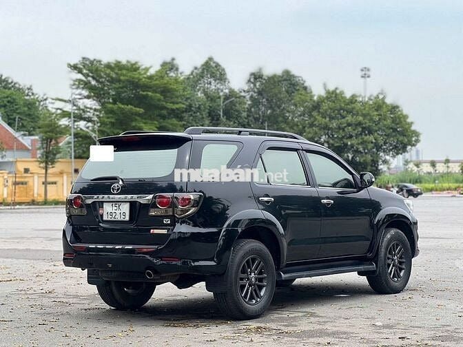 Toyota Fortuner 2015 2.7V 4x4 - 15689 km