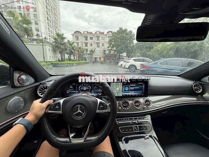 Mercedes-Benz E300 AMG nhập Đức sx 2016