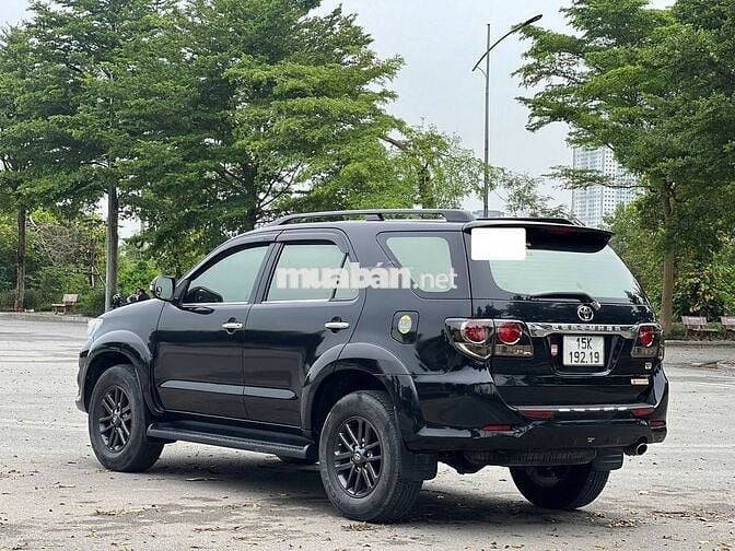 Toyota Fortuner 2015 2.7V 4x4 - 15689 km