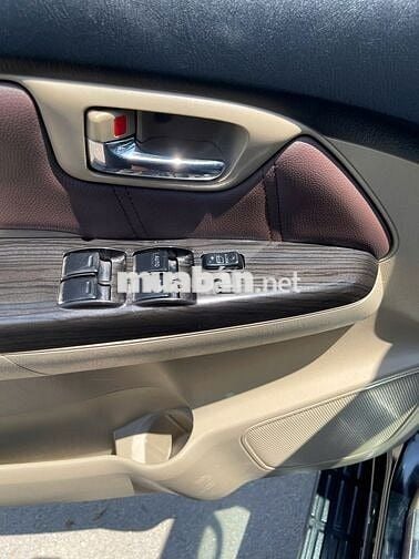 Toyota Fortuner 2016 2.7V 4X2 AT lên nhiều đồ xịn