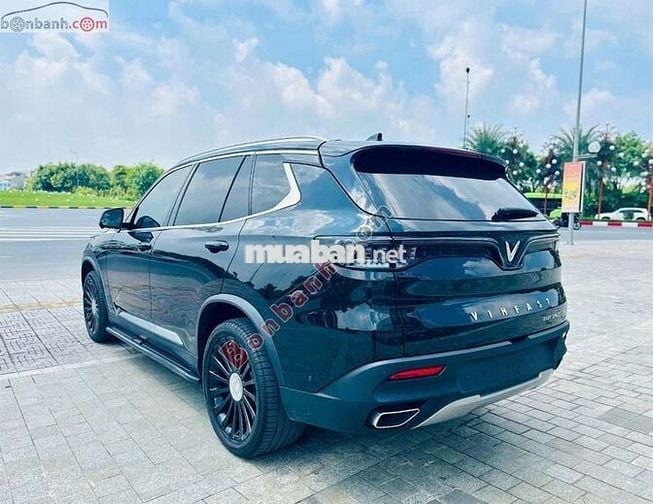 VinFast Lux SA2.0 2021 Premium 2.0 AT - 90000 km