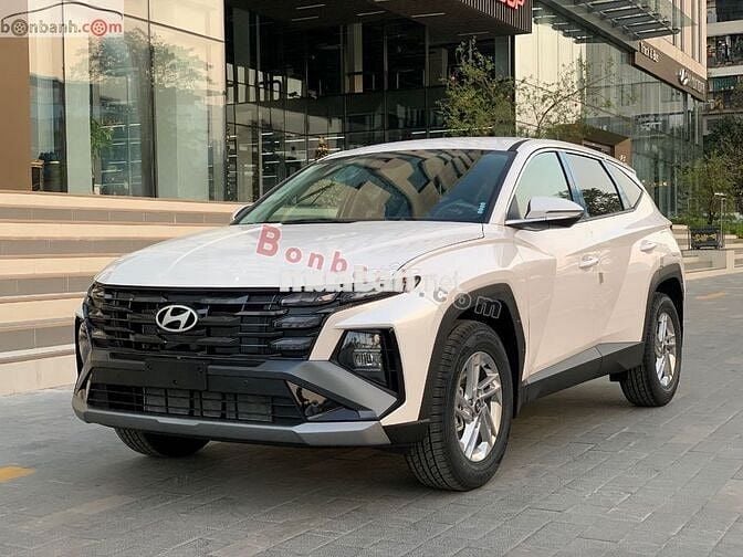 Hyundai Tucson 2.0 AT Tiêu chuẩn 2025