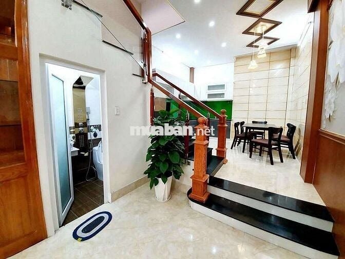 Cho thuê nhà đẹp sạch sẽ. Gò Vấp