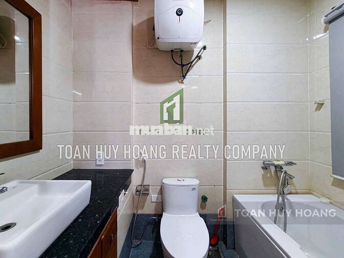 Nhà 4 Tầng 6 Phòng Ngủ Nam Việt Á