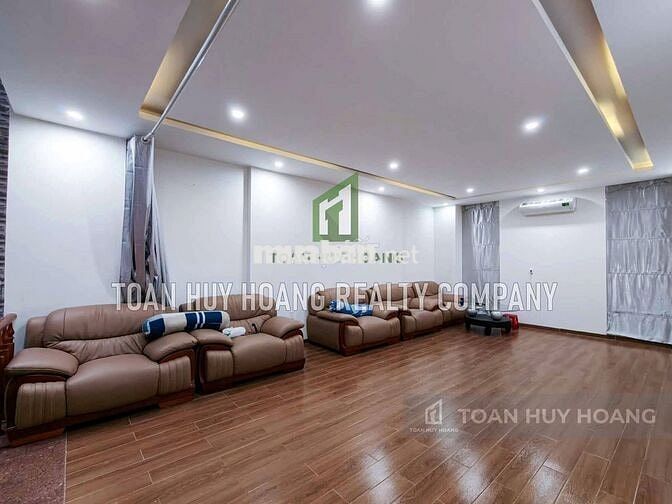 Nhà 4 Tầng 6 Phòng Ngủ Nam Việt Á