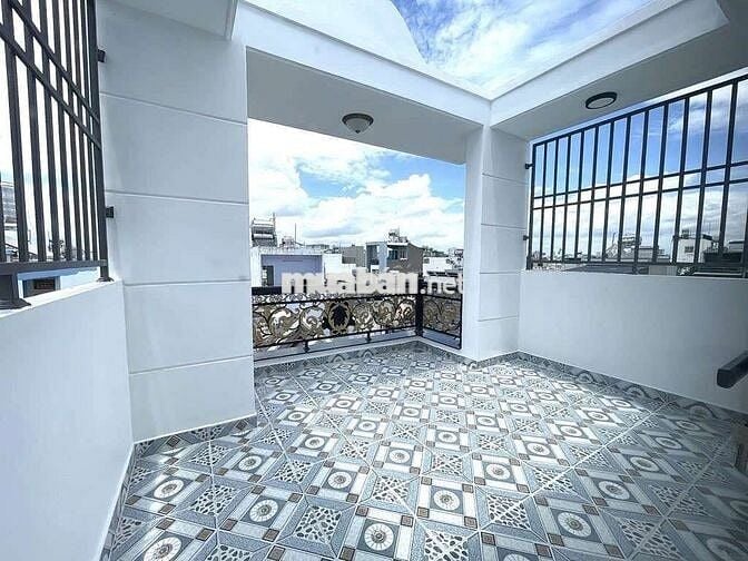 4PN, 5WC- ĐƯỜNG XE HƠI THÔNG 4 PHÍA.Sổ Đẹp, Kinh doanh đầu tư đều Ngon