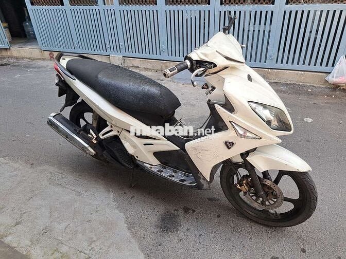 Cần bán xe novôLX