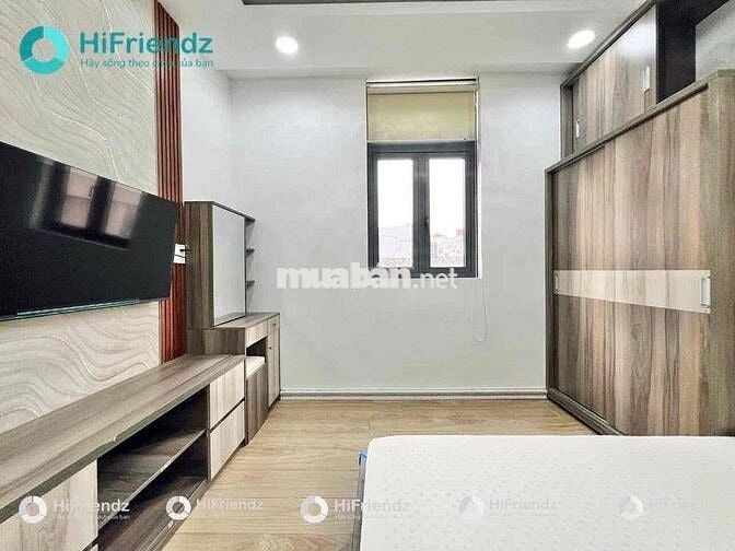 3PN 2WC chỉ tính điện nc còn lại free tất cả. Giáp quận 1, Phú Nhuận.