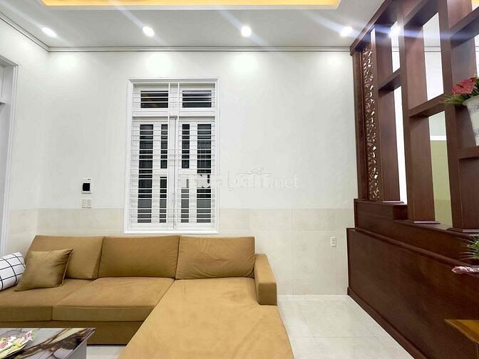nhà cho thuê: Hẻm 473/32 Ymoan