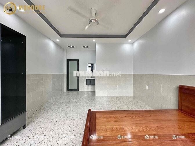 Studio ban công, phòng siêu rộng, mới full nội thất ngay Aeon, HUIT
