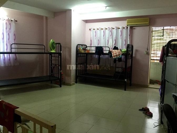 Cho thuê phòng trọ nguyên tầng ở ghép 700.000 đồng/tháng