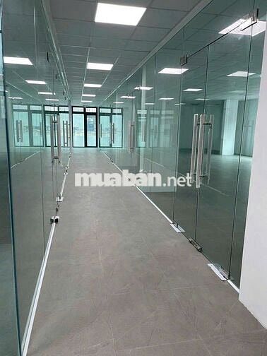 Văn phòng 139m² – Fafilm Việt Nam, 19 Nguyễn Trãi – 50tr ( DV + VAT)