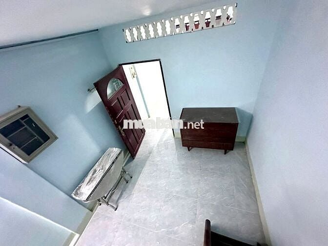 Giá:14.5tr Nội That Mặt tiền Nguyễn Lâm,Trệt lững ,Phòng Khách 2PN,1WC