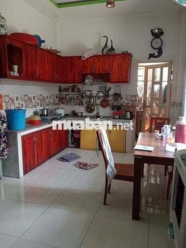 cho thuê nhà mặt tiền sát chợ liên ấp 26 có lầu suốt buôn bán nhỏ lẻ