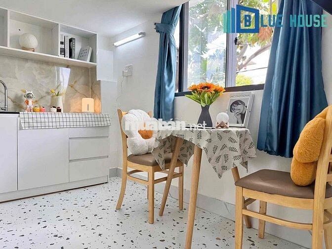 Căn hộ duplex cửa sổ siêu thoáng sau lưng HUIT ở được 2-3 bạn 😍