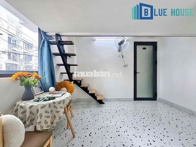 Căn hộ duplex cửa sổ siêu thoáng sau lưng HUIT ở được 2-3 bạn 😍