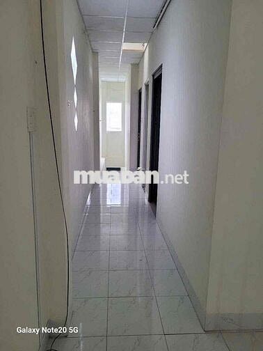 Cho thuê nhà 9tr/th Dt: 5x35 ( xây  dựng 5x25 + đúc lửng 2pn 2wc) có đ